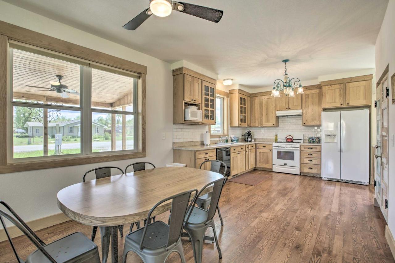 Idyllic Gem Screened Porch, Half Mi To River! Thermopolis Εξωτερικό φωτογραφία